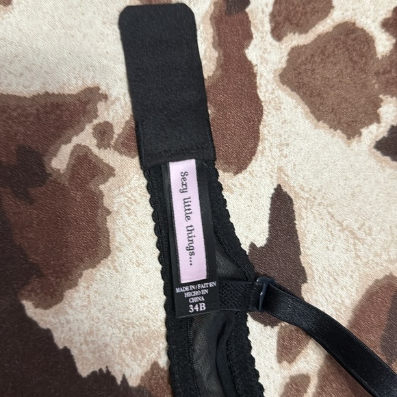 VICTORIAS SECRET Bra - Picture 3 of 3